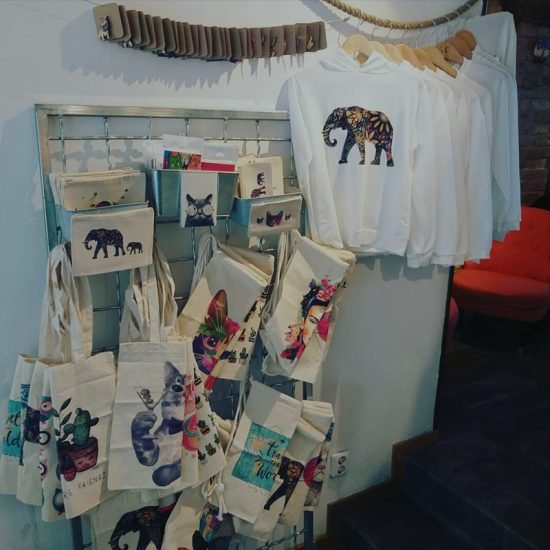 Gift items display